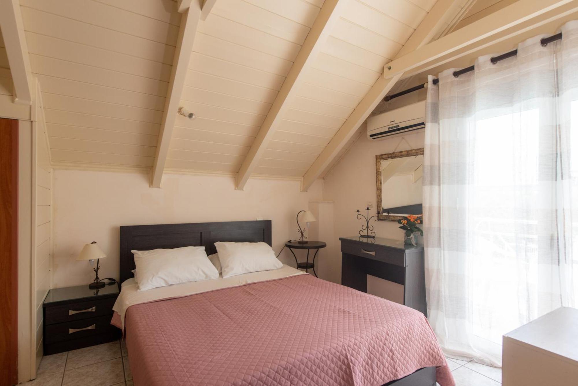 Tsolakis Studios & Apartments Лаганас Экстерьер фото