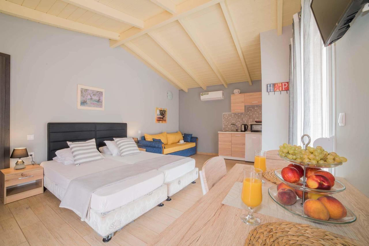 Tsolakis Studios & Apartments Лаганас Экстерьер фото